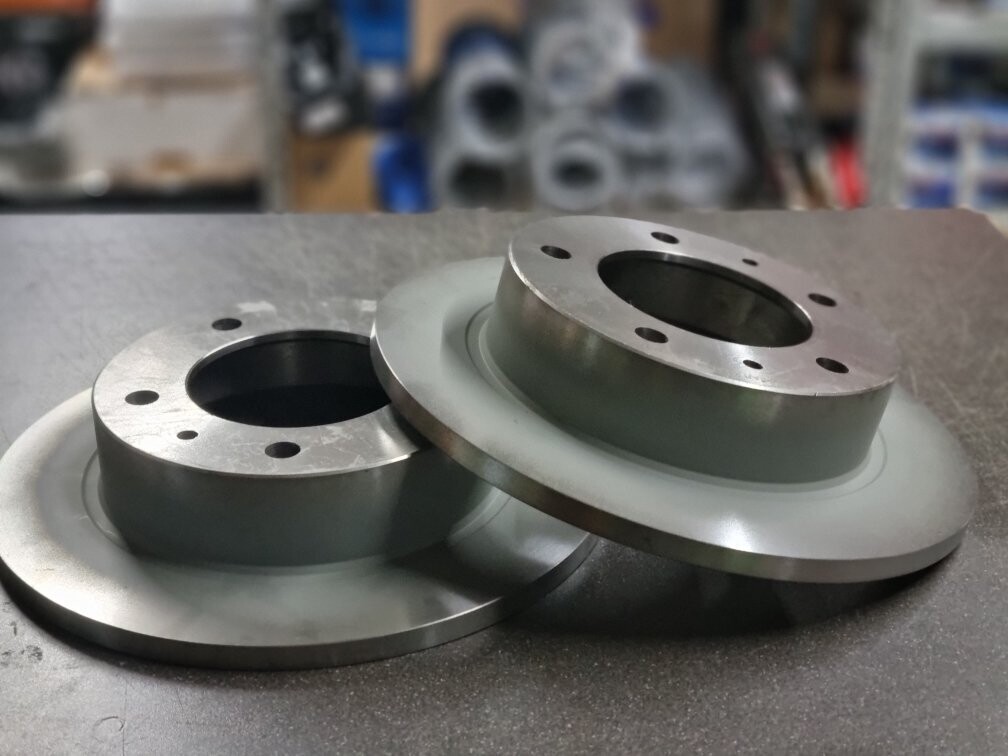 2x Bremsscheiben für Lada Niva Original , alle Sorten ab 2016 2x Bremsscheiben für Lada Niva Original , alle Sorten ab 2016