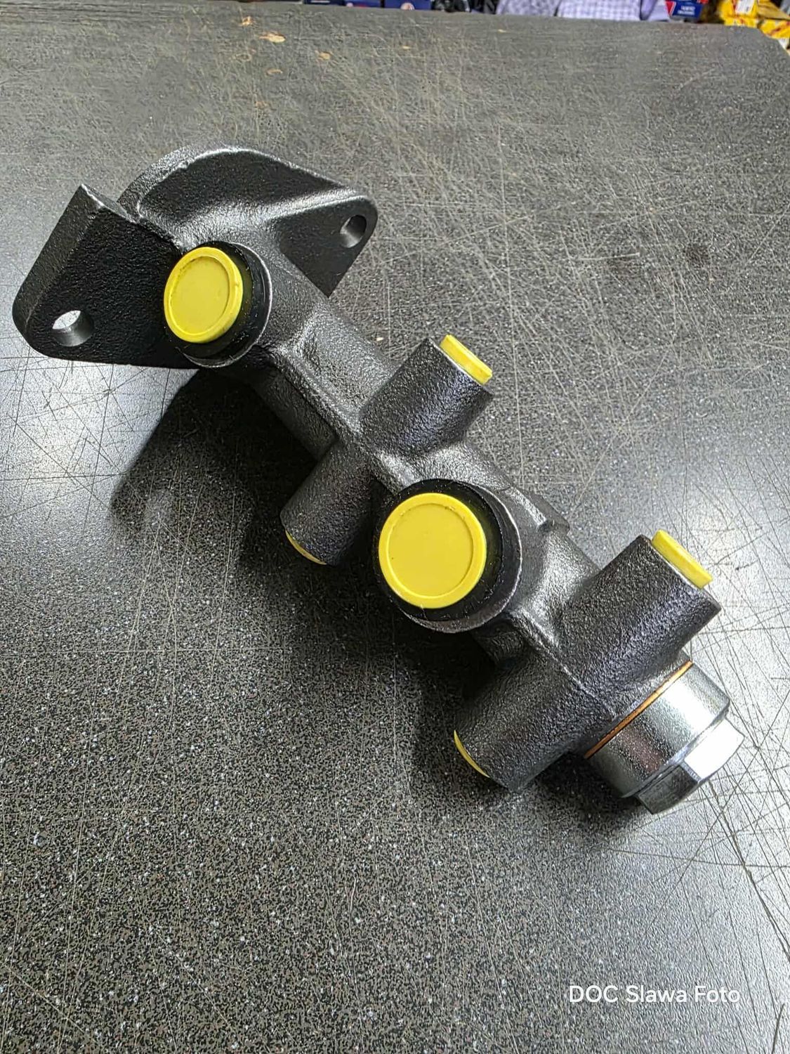 Hauptbremszylinder  für Lada Niva 4x4 , bis 2010