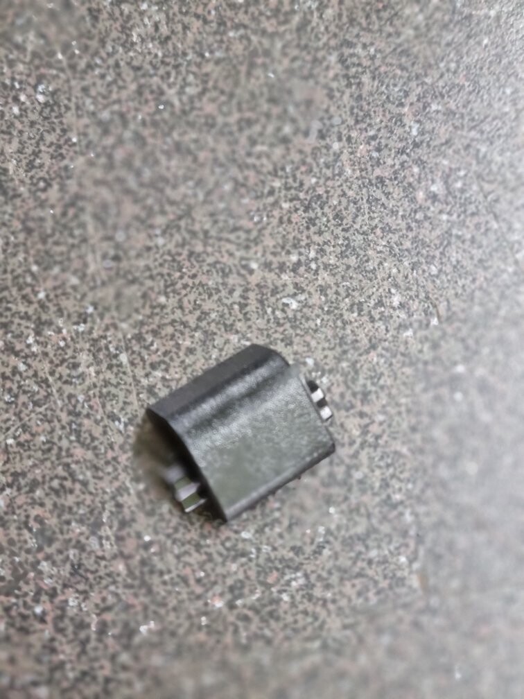 Klammer für die Tür scheiben abdichtung Leiste ,  für Lada Niva ab 2019