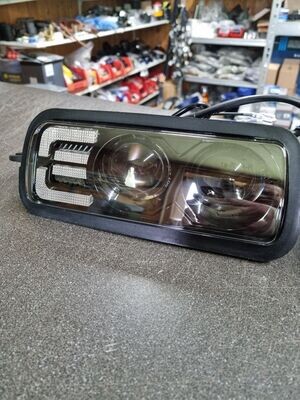 LED Blinker Modull mit Tagfahrlicht/Fernlicht Funktion Lada 4x4/Taiga/Urban/Pickup LED Blinker Modull mit Tagfahrlicht/Fernlicht Funktion Lada 4x4/Taiga/Urban/Pickup