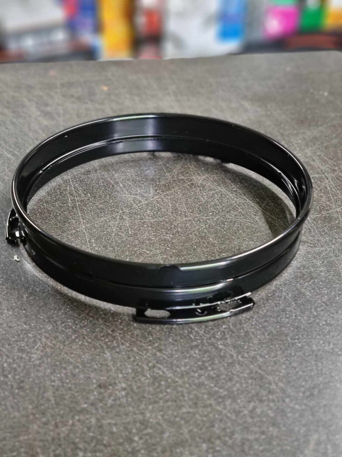 1x Ring für Scheinwerfer, Scheinwerferring  für LADA 4x4 / NIVA / TAIGA / PICKUP/ URBAN /2131/ Legend