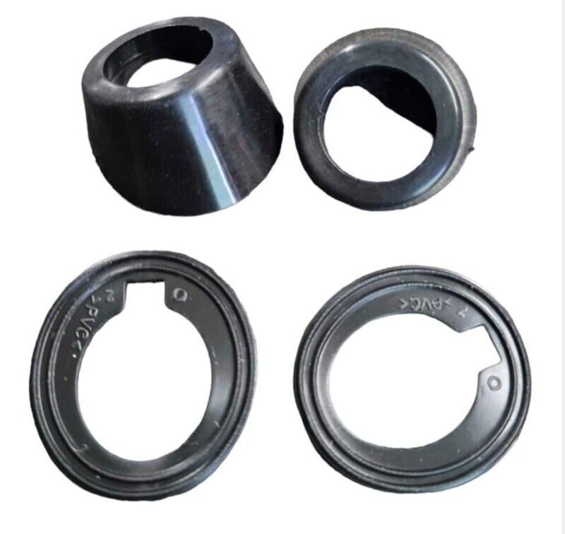 Plastikbuchse und Gummidichtung  für Wischerarm  bei LADA 4x4 / NIVA / TAIGA / PICKUP/ URBAN /2131/LEGEND