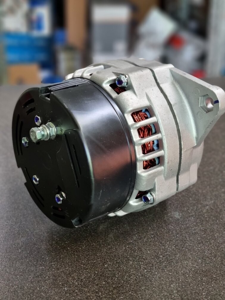 Lichtmaschine 90A , für Lada 1700, 4x4 ,Niva, Urban ,Pickup , Taiga