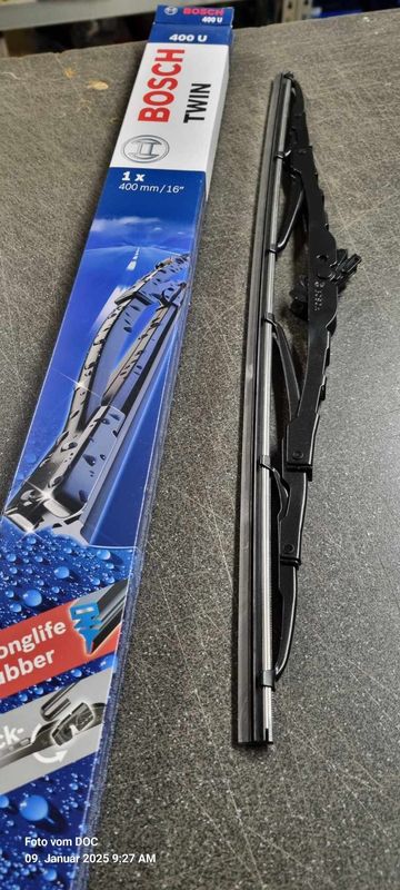 1x Scheibenwischerblatt 400 mm universal für alle NIva vorne  ,  mit Hackensystem, Bosch twin 400U