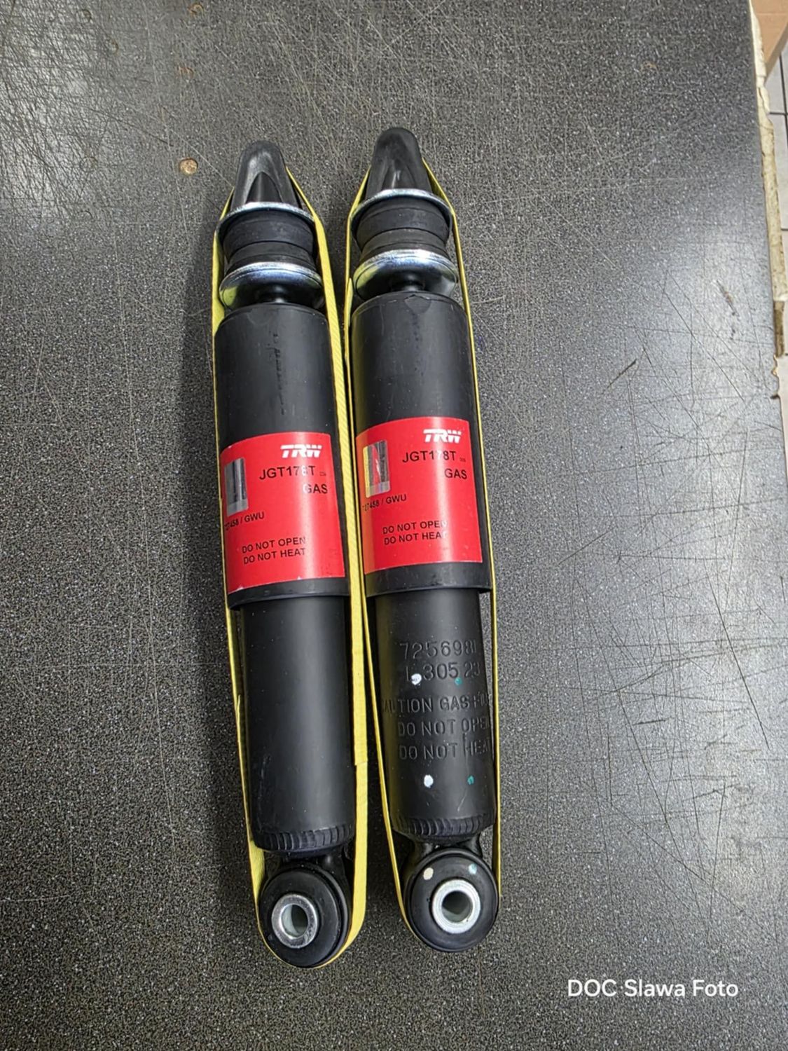 2x Stoßdämpfer Gasdruck vorne für Lada 4x4 Niva bis 2010