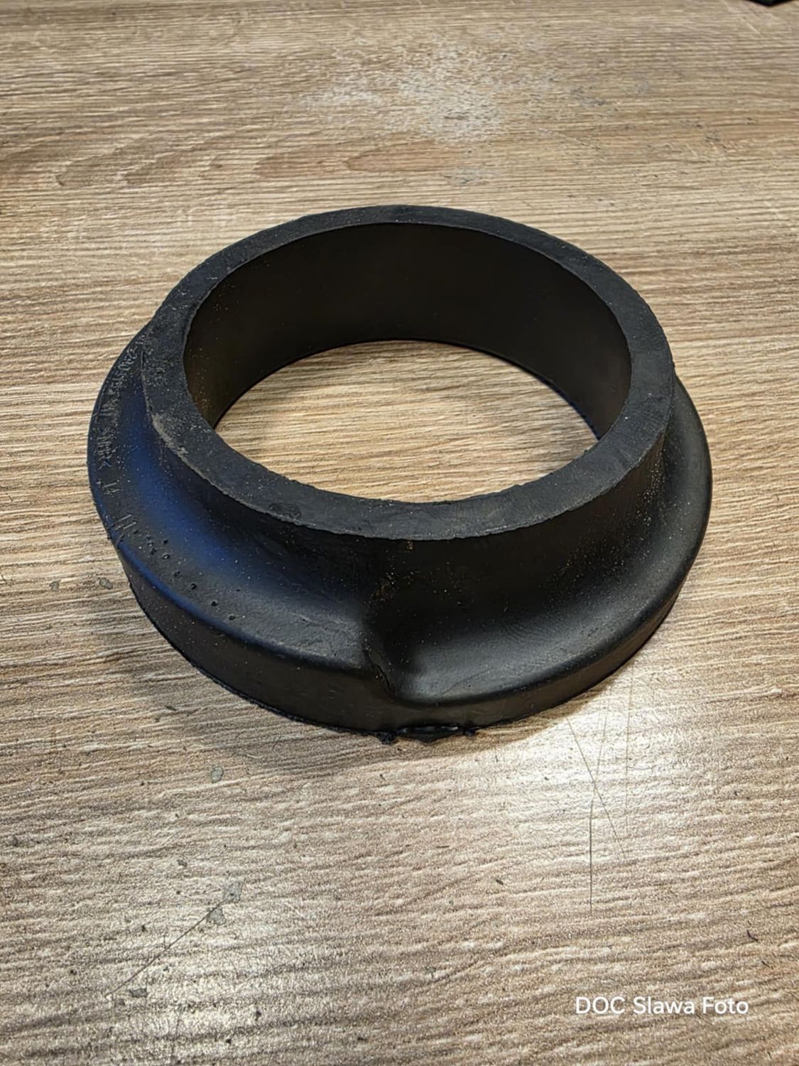 1x Federbeilage Fahrwerk oben , vorne 1x Federbeilage Fahrwerk oben , vorne