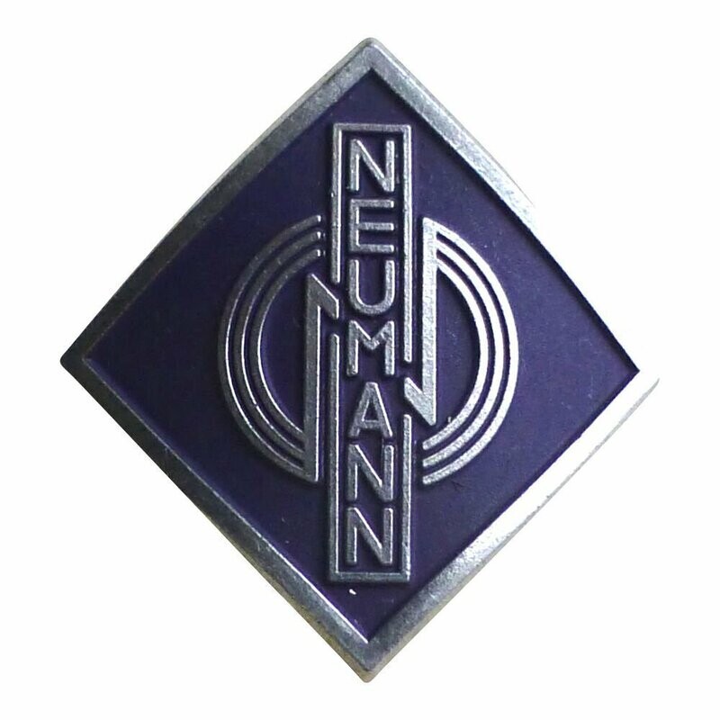 Metal alloy diamond shaped name badge Neumann 061474 with three stylised concentric rings over purple on a white background