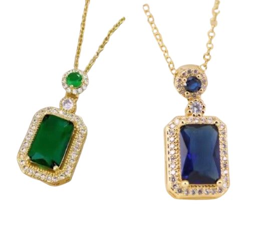 Women&#39;s Necklace