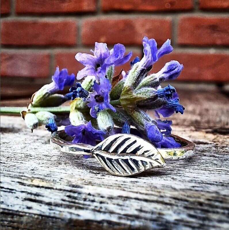 WAVY LEAF Ring Silber