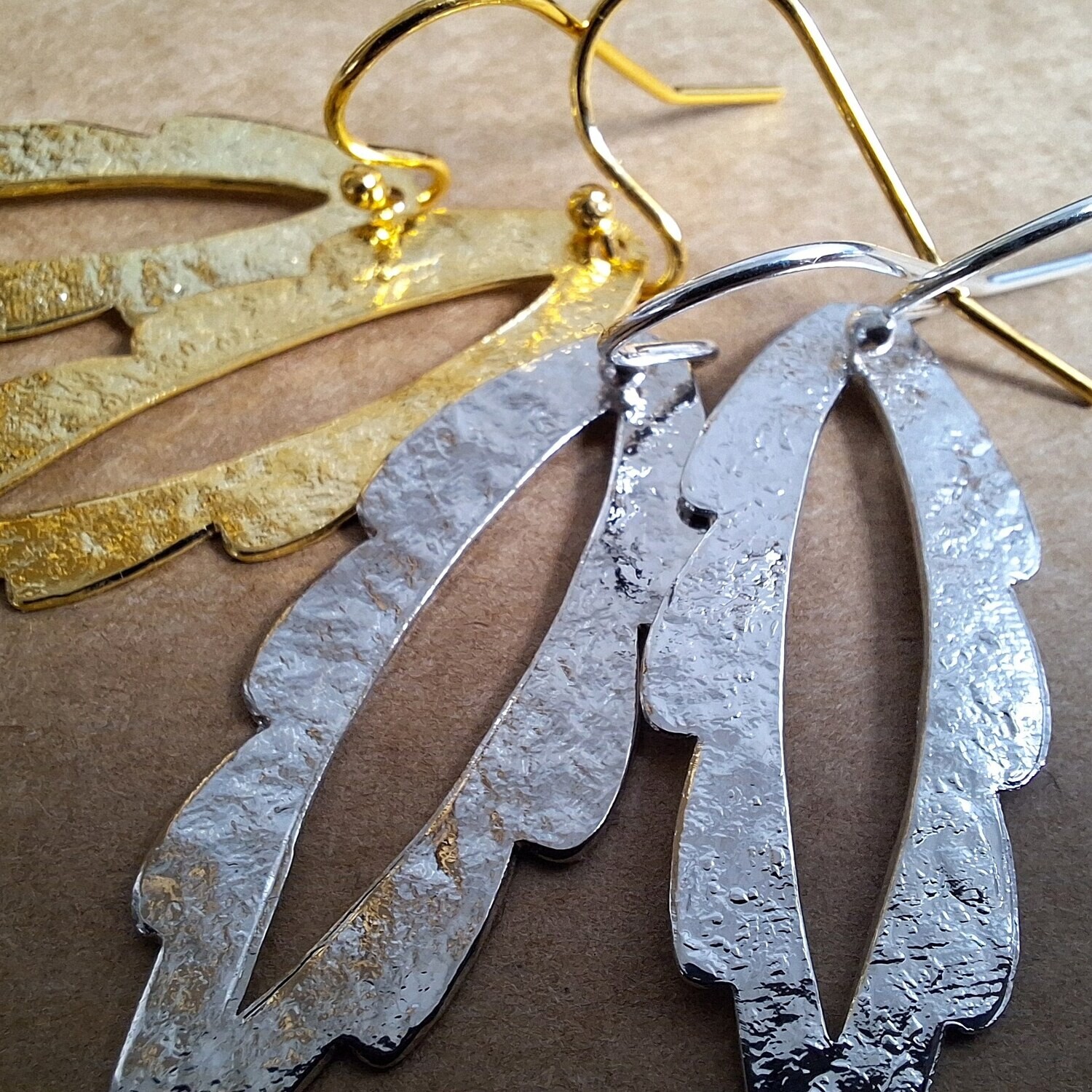 HAMMERED LEAF Ohrringe Silber
