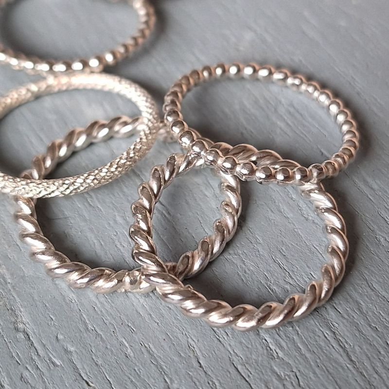 SILVER SWIRL Ring