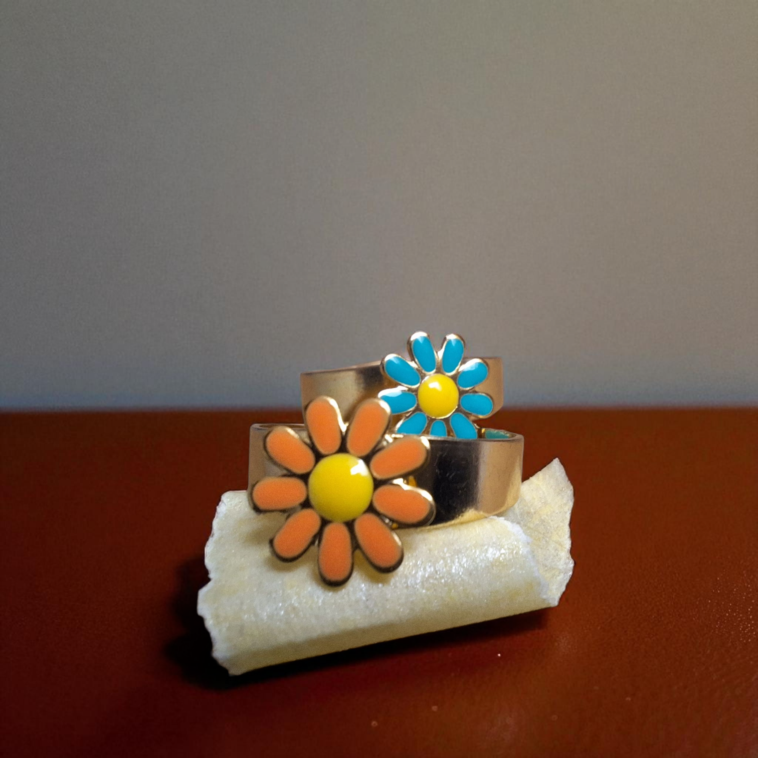 BLUE MARGUERITE Ring