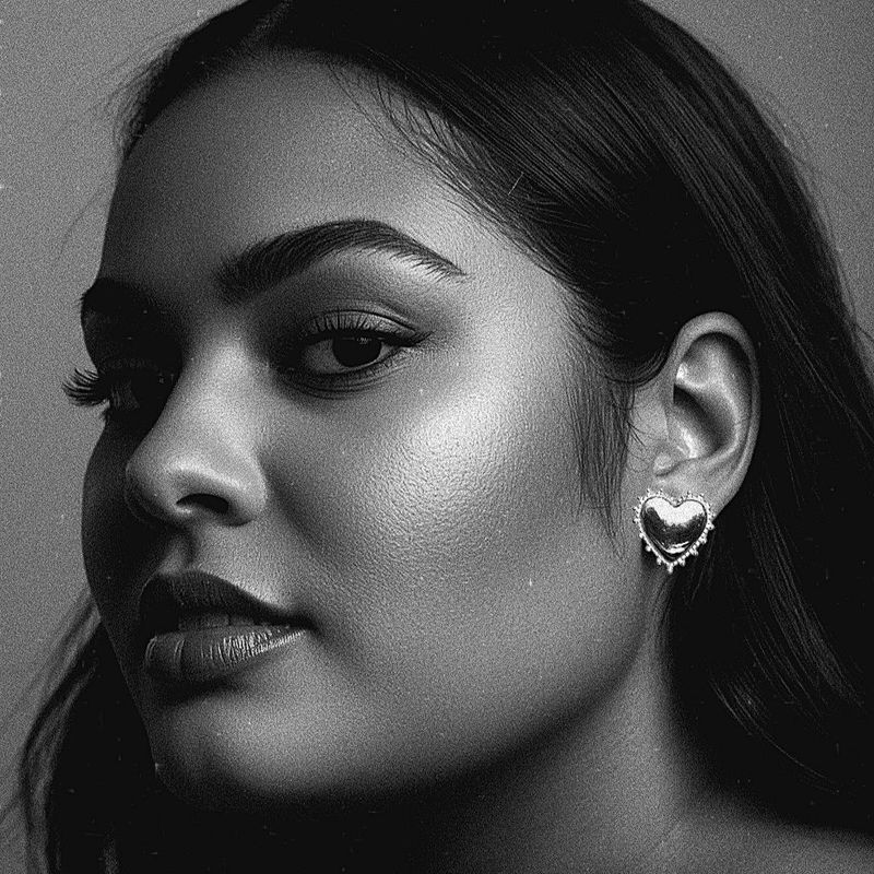 COWGIRL Herzohrstecker 925 Silber COWGIRL Herzohrstecker 925 Silber