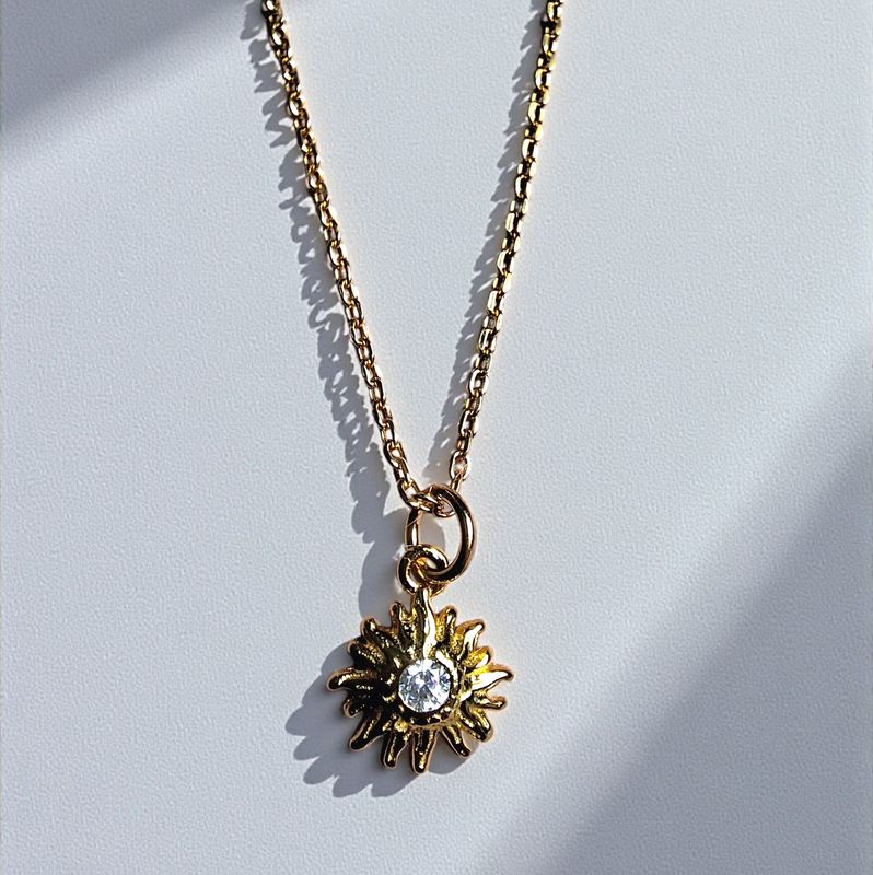 ALPINE Halskette aus 925 Silber (vergoldet) mit Zirkonia ALPINE Halskette aus 925 Silber (vergoldet) mit Zirkonia