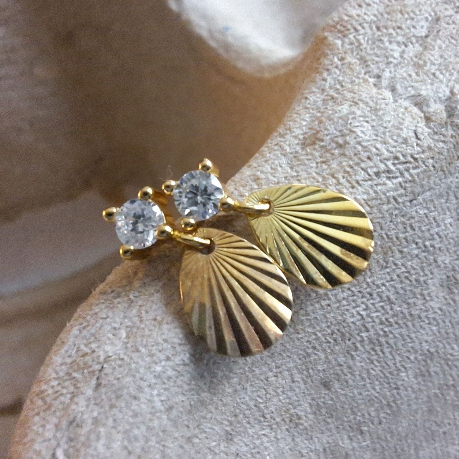 EXTRA RADIANT DROP Ohrringe aus 925 Silber (vergoldet) mit Zirkonia