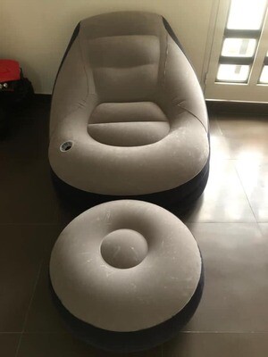 canapé gonflable + repose pied + pompe offerte