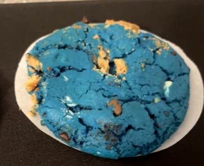 1/2 Dozen Cookies