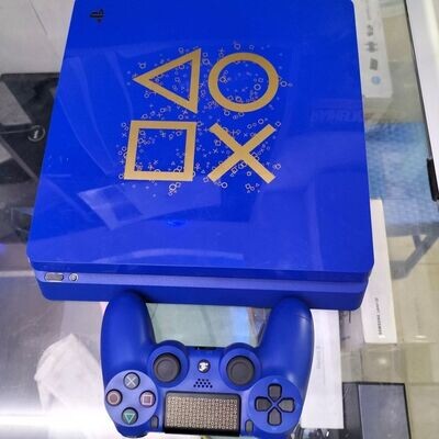 PlayStation 4 Slim Edition
