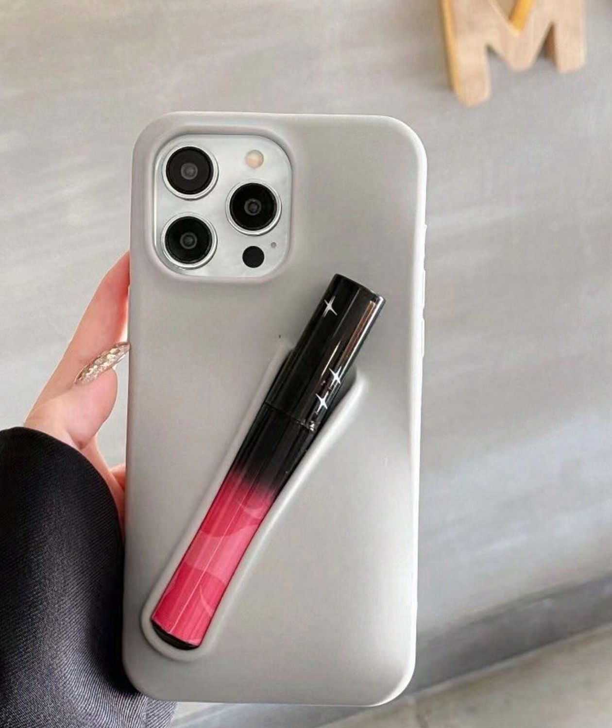 Lip gloss case make up grey and pink color good protection