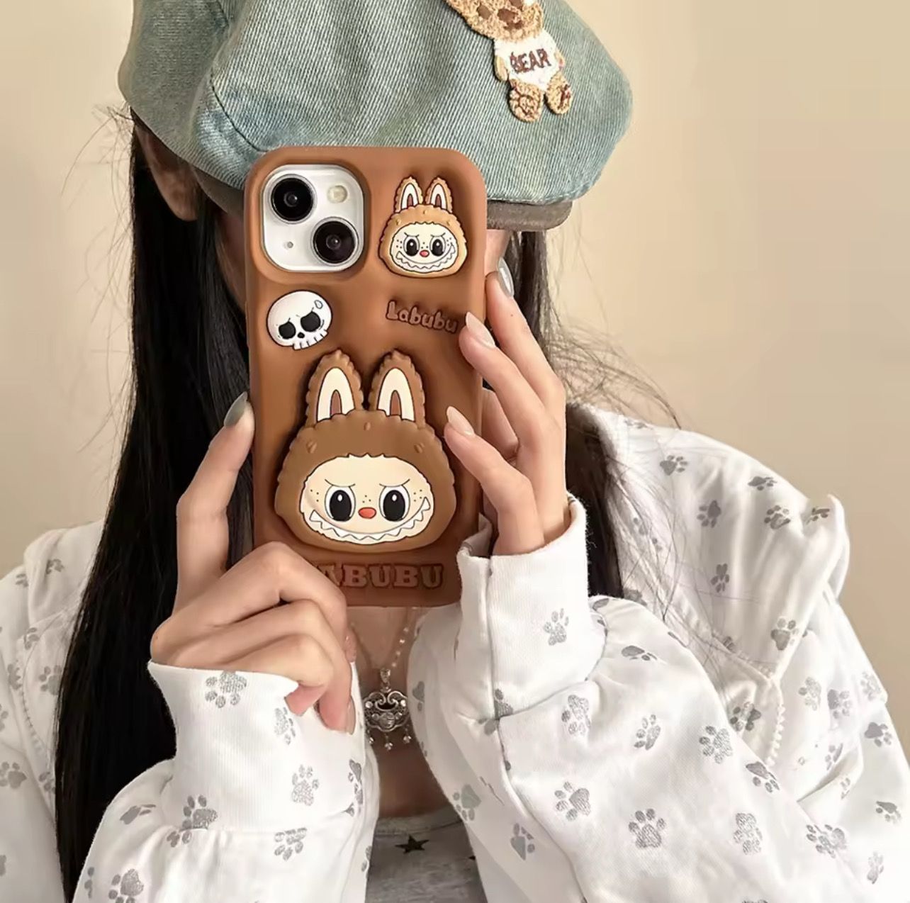 Trend case labubu with grip 