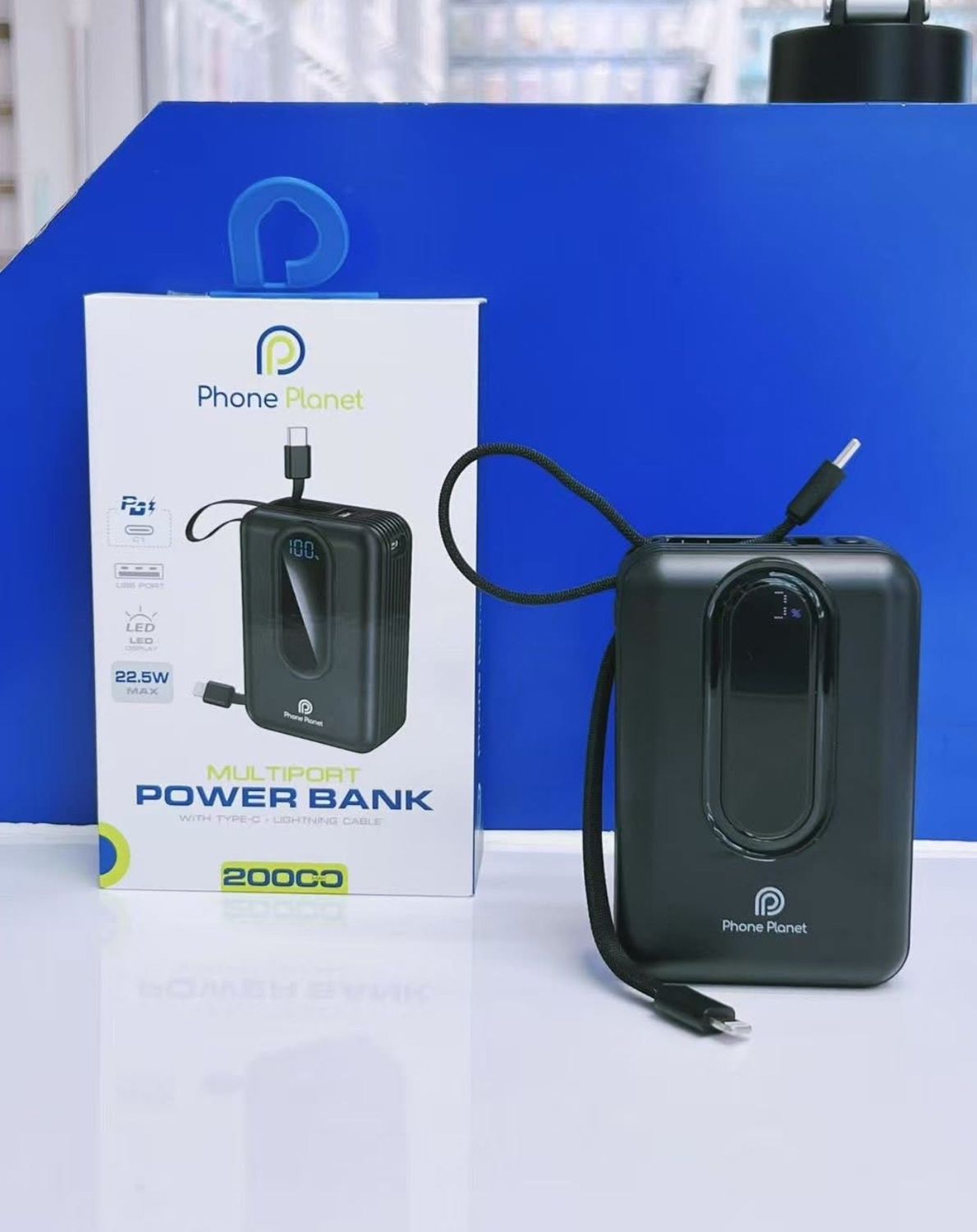 Phone Planet 20,000mAh power bank, fast charging up to 22.5W, with power screen, with two Type-C and Lightning cables, and a third Type-C port