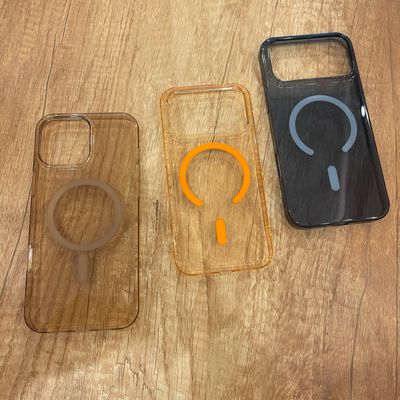 Featherweight Case colors , Light Transparent, Strong Shock Protection, Equipped with a MagSafe Charging or Gripping, non-yellowing , Chain Buttons