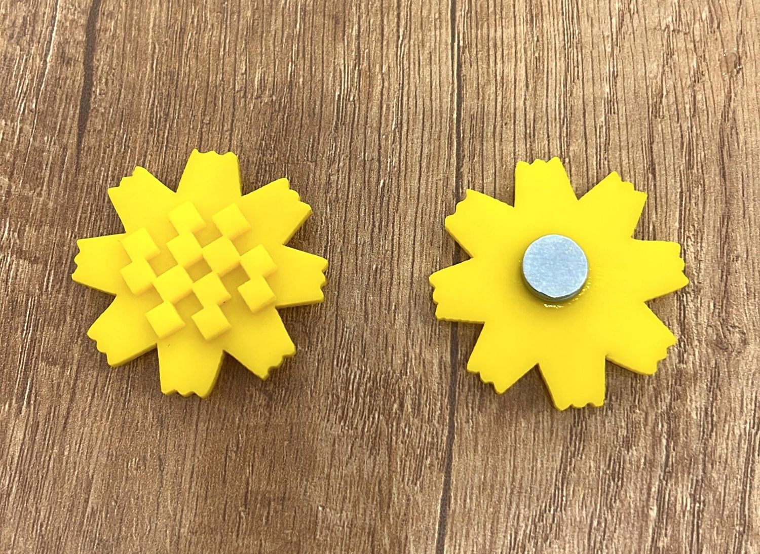 Flower of the Arfaj Magnet Brooch