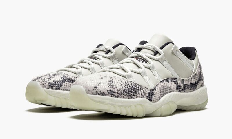 NIKE AIR JORDAN 11 RETRO LOW "Snakeskin Light Bone"
