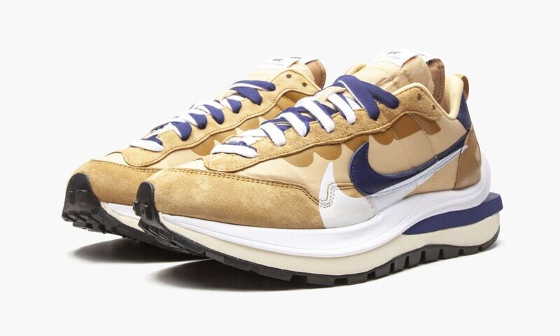 NIKE VAPORWAFFLE "Sacai - Tan Navy"