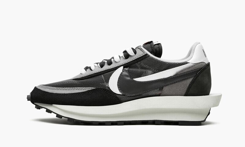 NIKE LDWAFFLE &quot;Sacai - Dark Grey&quot;
