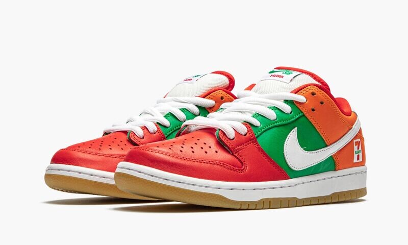 NIKE SB DUNK LOW "7 Eleven"