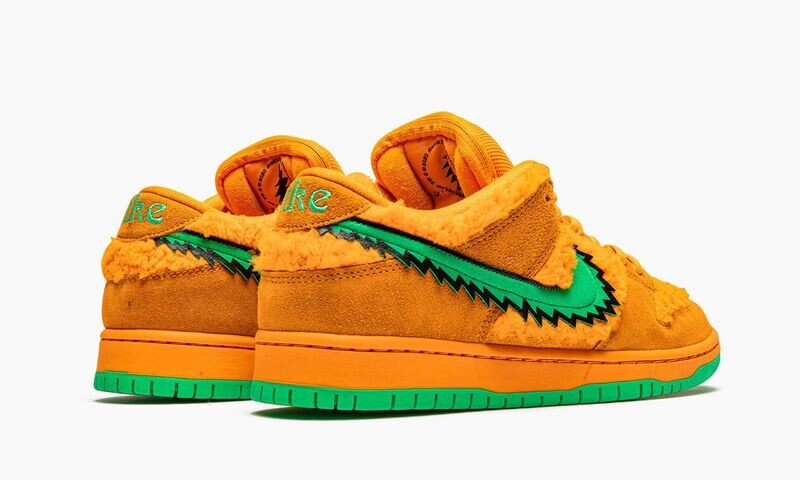 NIKE SB DUNK LOW "Grateful Dead - Orange Bear"