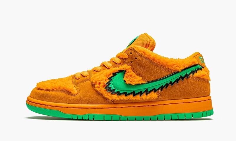 NIKE SB DUNK LOW &quot;Grateful Dead - Orange Bear&quot;