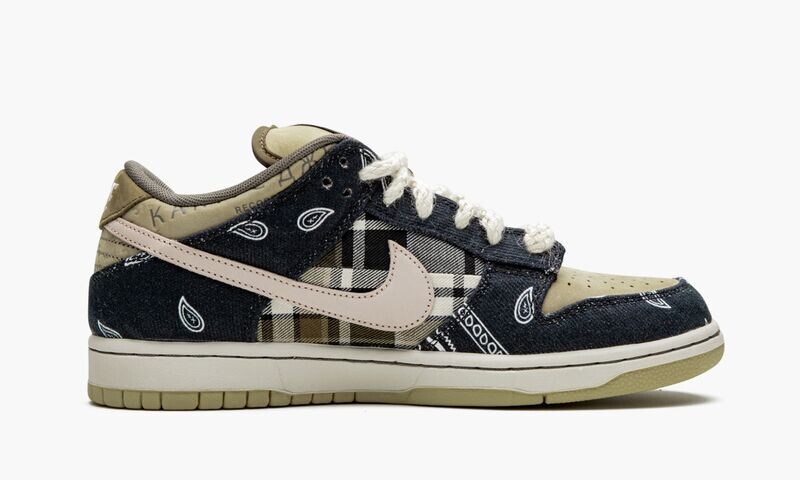 NIKE SB DUNK LOW "Travis Scott"