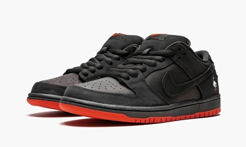 NIKE SB DUNK LOW TRD QS "Black Pigeon"