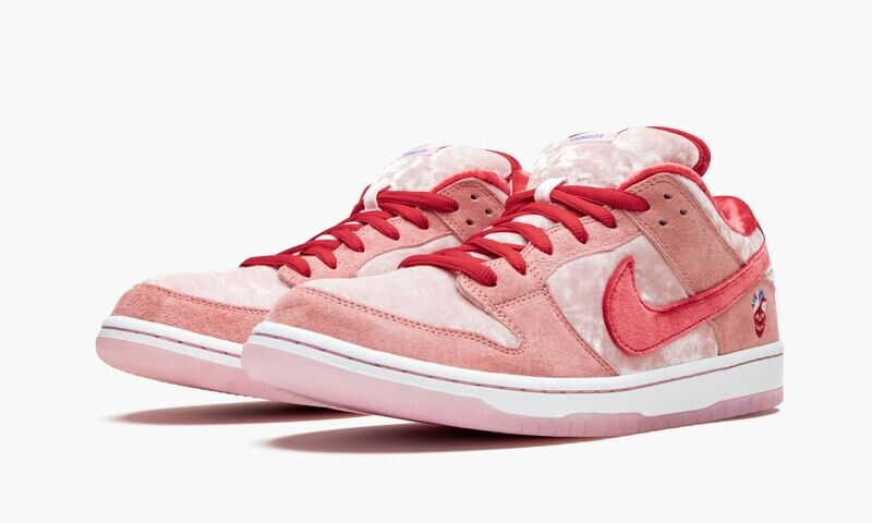 NIKE SB DUNK LOW PRO "StrangeLove"