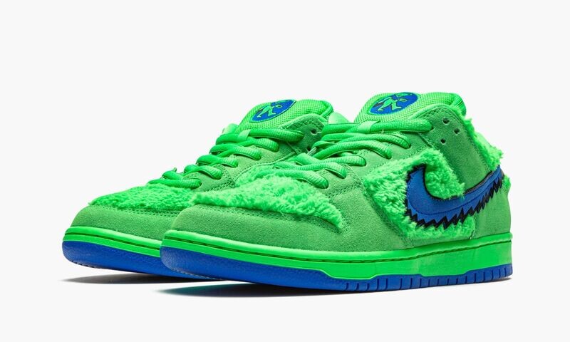 NIKE SB DUNK LOW "Grateful Dead - Green Bear"