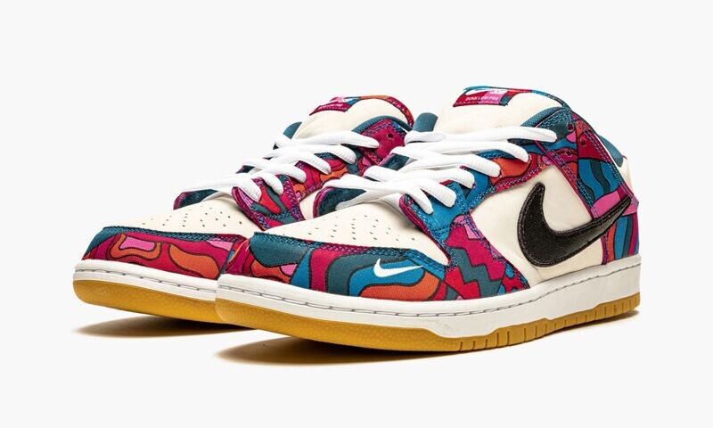 NIKE X PARRA DUNK LOW SB SNEAKERS