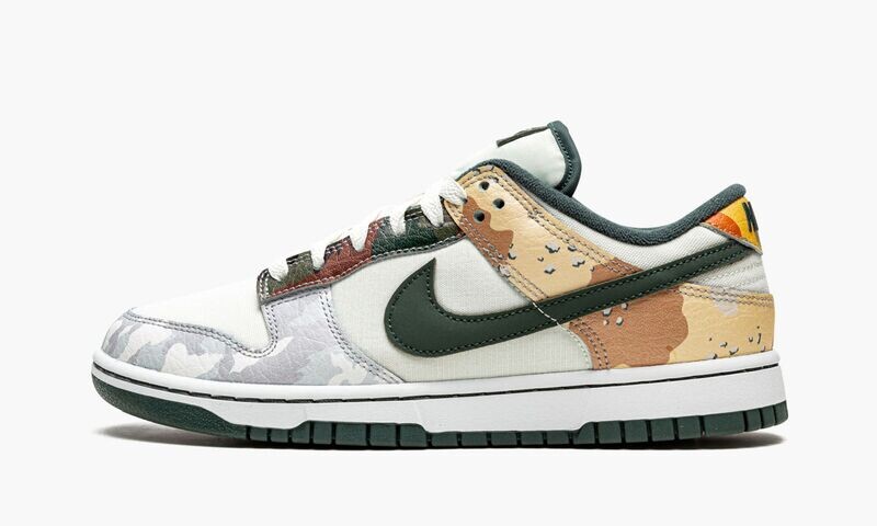 NIKE DUNK LOW SE &quot;MULTI-CAMO&quot; SNEAKERS