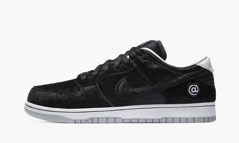 NIKE SB DUNK LOW &quot;Medicom Toy - BE@RBRICK&quot;