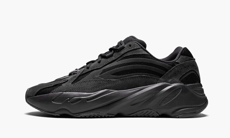 ADIDAS YEEZY
YEEZY BOOST 700 V2
&quot;Vanta&quot;