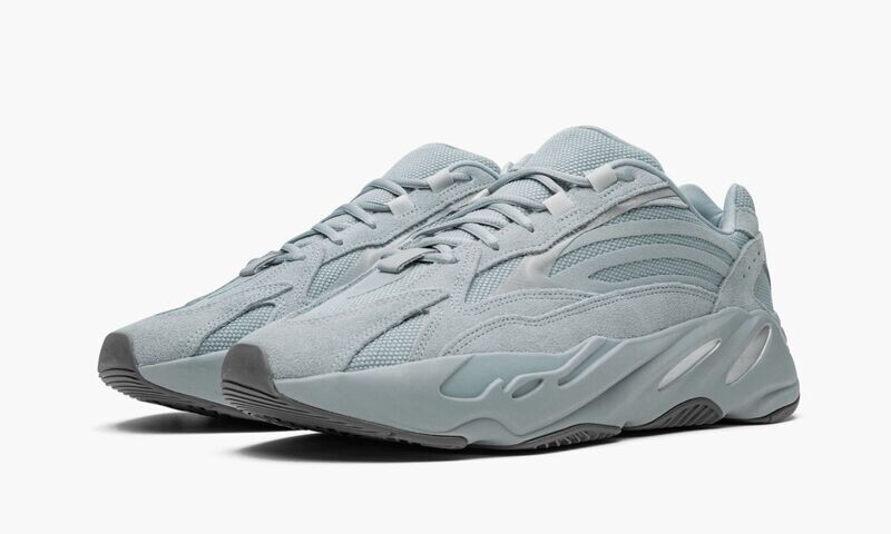 ADIDAS YEEZY YEEZY BOOST 700 V2 "Hospital Blue"