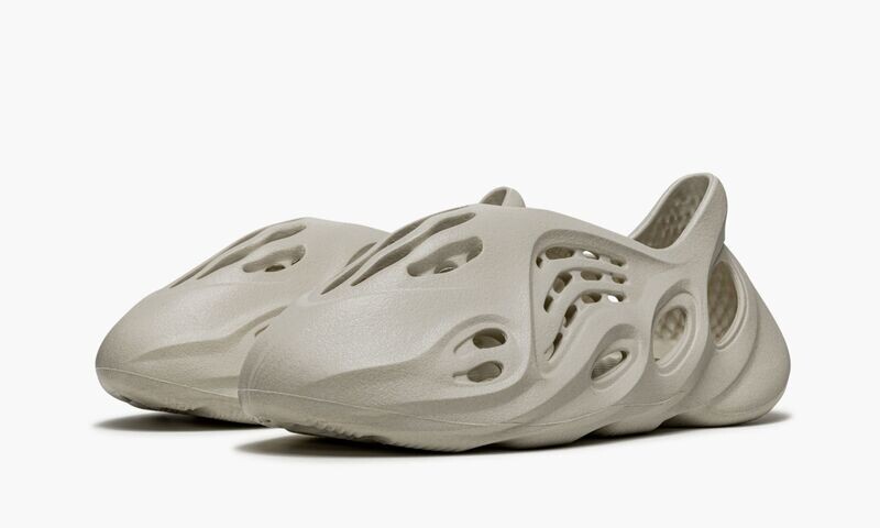 ADIDAS YEEZY YEEZY FOAM RUNNER "Sand"