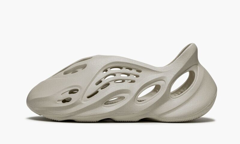 ADIDAS YEEZY YEEZY FOAM RUNNER &quot;Sand&quot;