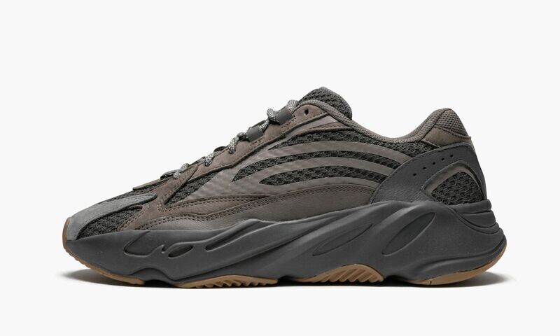 ADIDAS YEEZY
YEEZY BOOST 700 V2
&quot;Geode&quot;