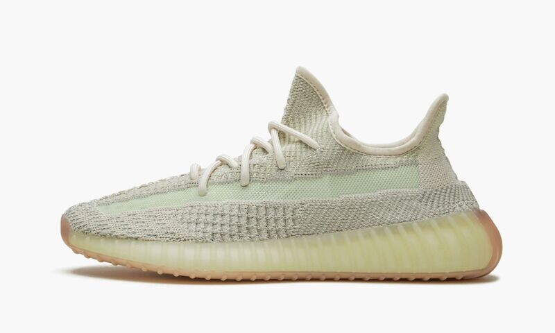 ADIDAS YEEZY
YEEZY BOOST 350 V2
&quot;Citrin-Reflective&quot;