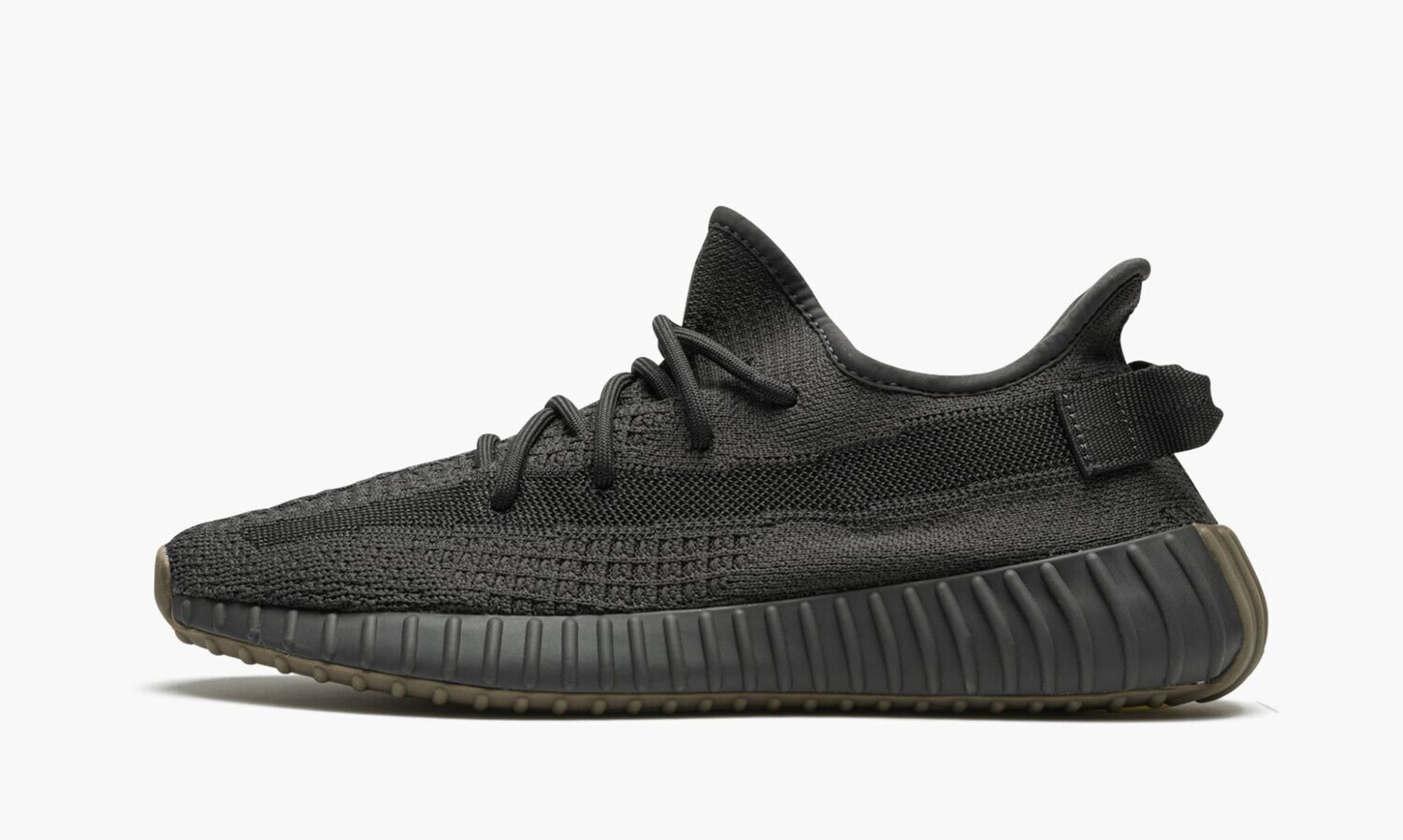 ADIDAS YEEZY
YEEZY BOOST 350 V2
&quot;Cinder&quot;