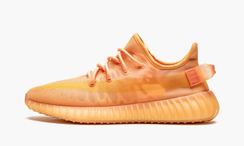 ADIDAS YEEZY
YEEZY BOOST 350 V2
&quot;Mono Clay&quot;