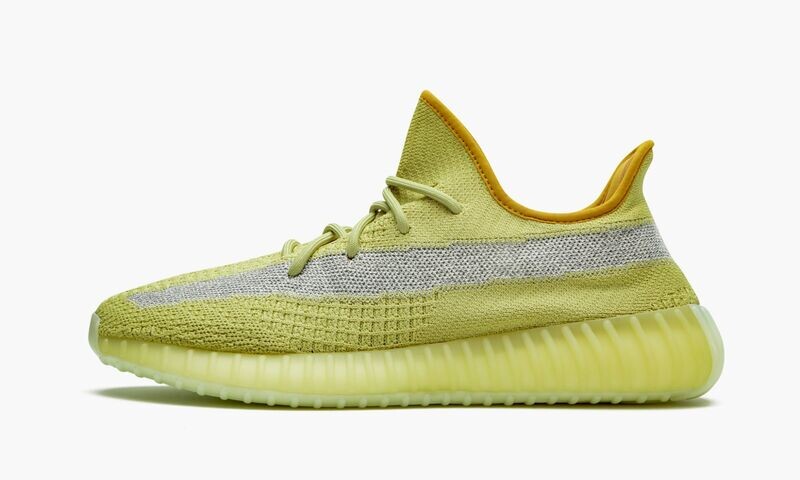 ADIDAS YEEZY
YEEZY BOOST 350 V2
&quot;Marsh&quot;