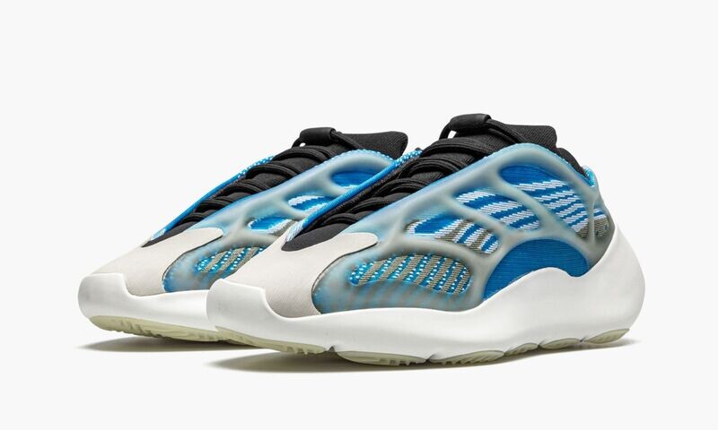 ADIDAS YEEZY YEEZY 700 V3 "Arzareth"